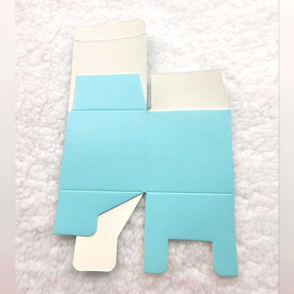 Small Tiffany Co. Inspired Treat Boxes! - Picture 7 of 7